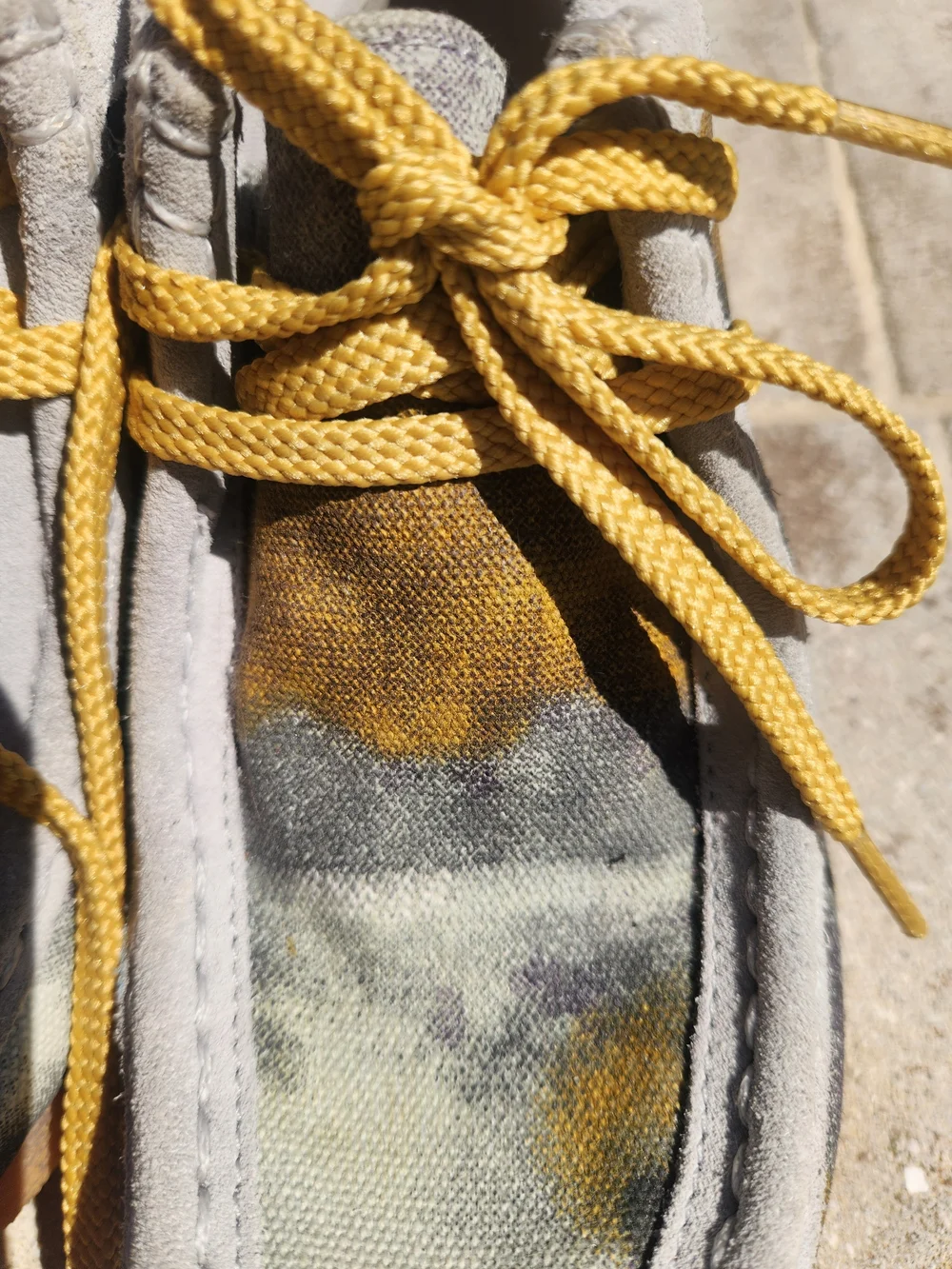 Clarks Wallabee Boot Kids Youth 1.5W Tie Dye Gray Yellow Lace Up